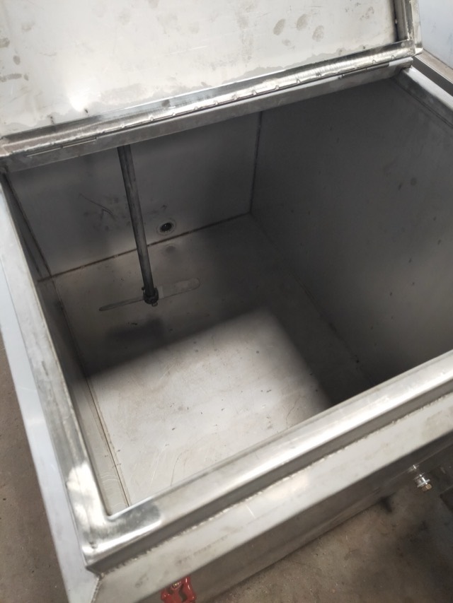 Wax Melter Trolley — Detail view 1